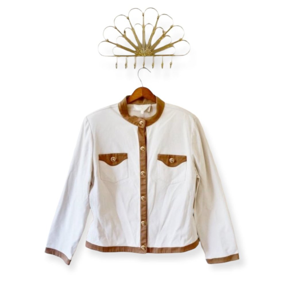 St. John Cream Brown Colorblock Flap Pockets Gold Hardware Long Sleeve Jacket